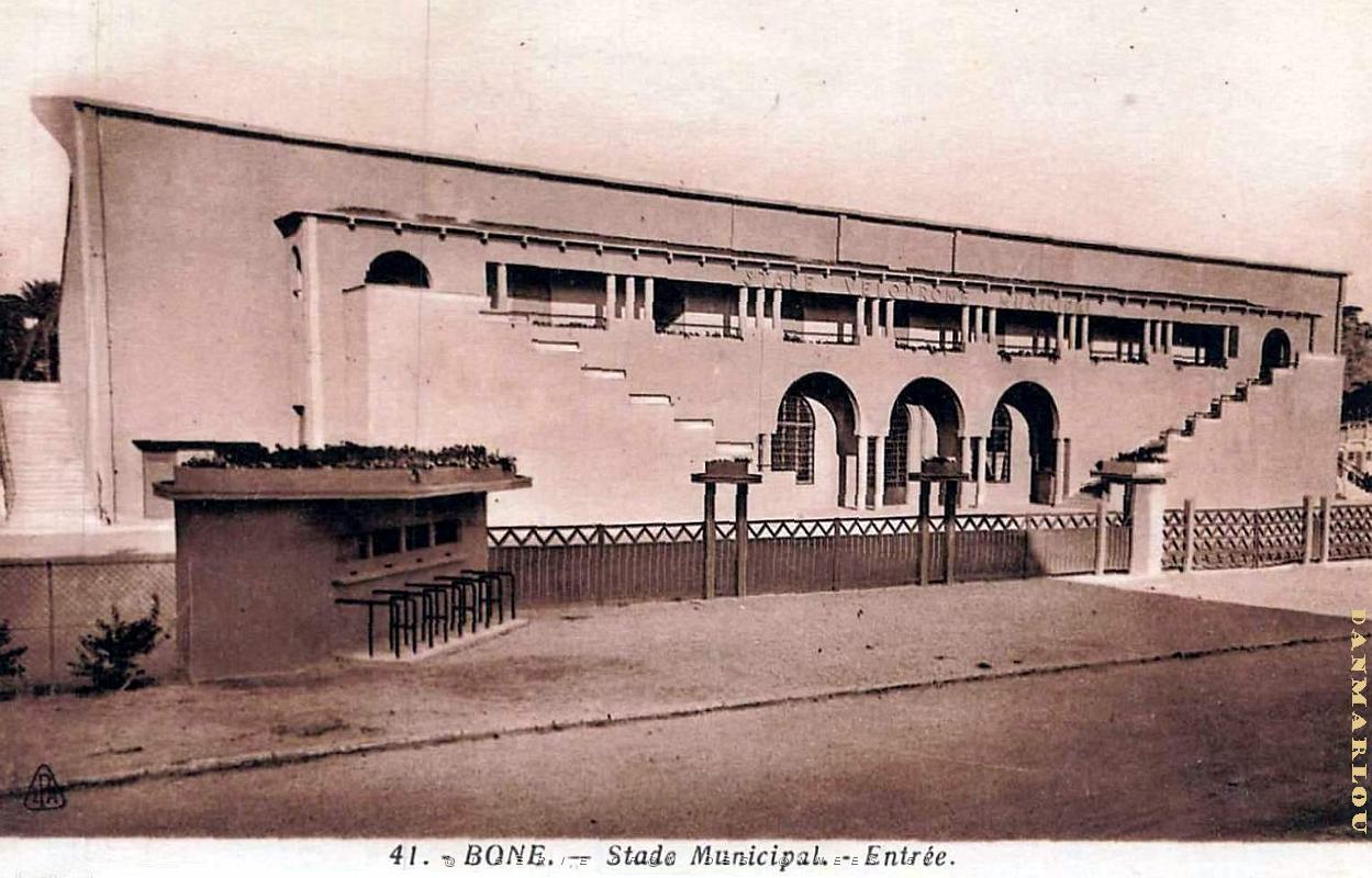 Bone - Stade Municipal - Entree.jpg